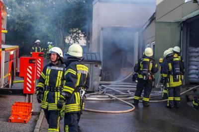 Marbach a.N.: Brand in der Marbacher Oelmuehle fuehrt zu Grosseinsatz der Feuerwehr